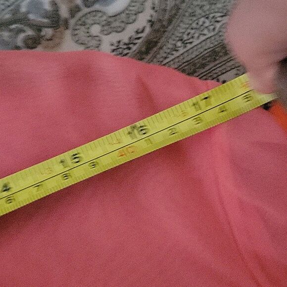 Carolina Hererra   unic rare  find blouse, REASONABLE offers accepted - Picture 12 of 16